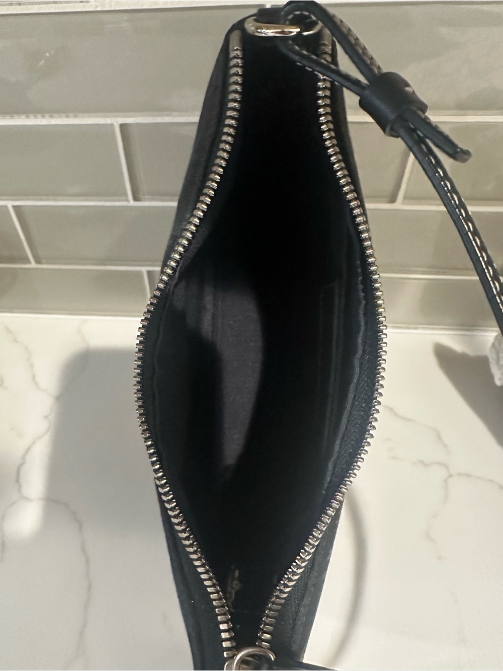 Coach Signature Jacquard Demi Black Shoulder Bag  Zip Top Y2K Vintage 6094 - Picture 8 of 9